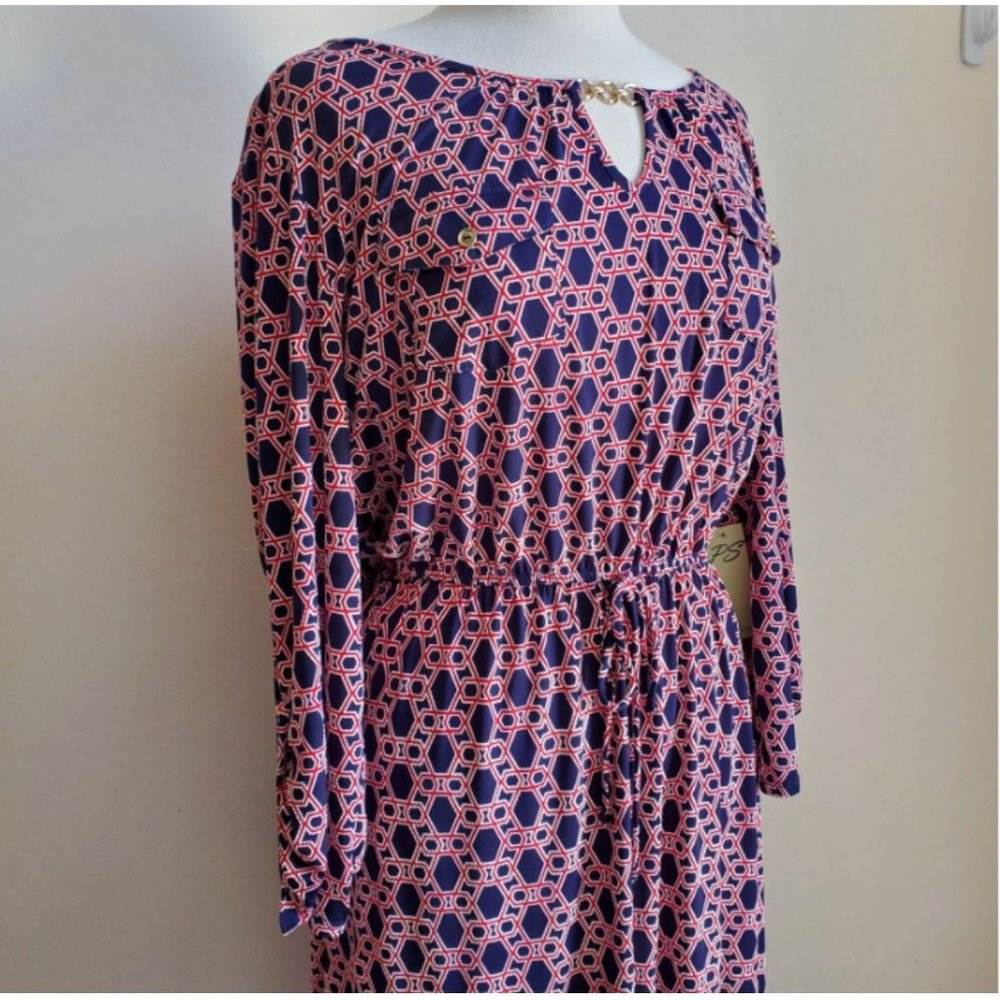 NWT PerSeption Women dress Size 1x navy white red print with faux gold chain